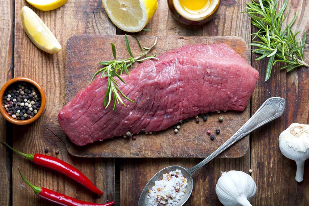 Mięso a poziom cholesterolu. Jakie rodzaje mięsa mogą podnosić poziom cholesterolu?